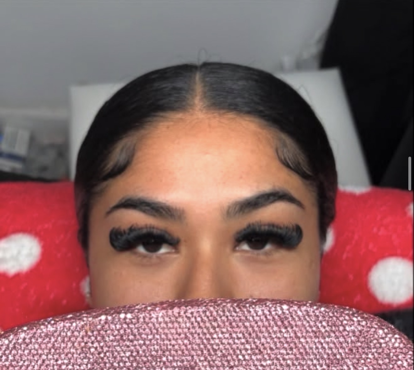 Dramatic volume lash set with fluffy fans by Janice at Exotic Blinkzz